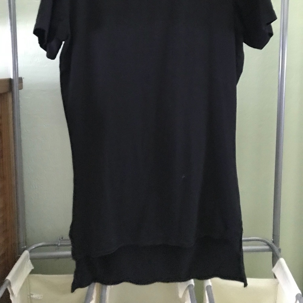 Black Alphalete fish tail T-shirt